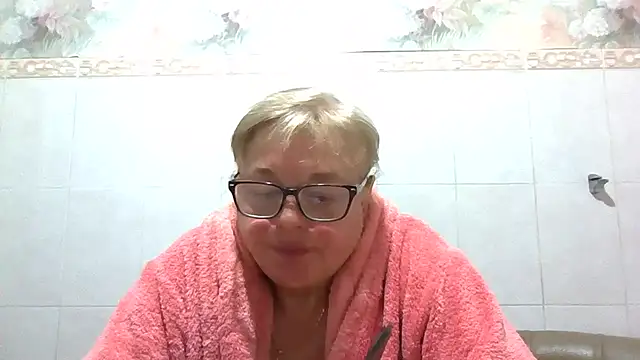 Snapshot of LinaLight88 chatting on March 23, 2026, 8:24 pm LinaLight88 online show from March 23, 2026, 8:24 pm