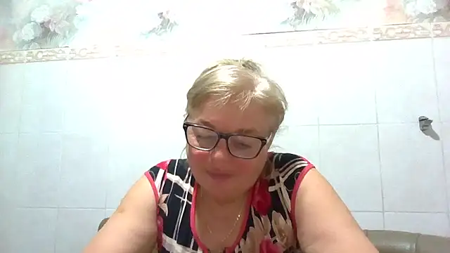 Snapshot of LinaLight88 chatting on April 1, 2026, 7:22 pm LinaLight88 online show from April 1, 2026, 7:22 pm
