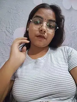 Snapshot of Himani_0122 chatting on June 18, 2026, 9:25 am Himani 0122 online show from June 18, 2026, 9:25 am
