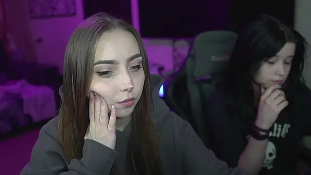 Absent Fairy online show from February 9, 2026, 3:05 pm