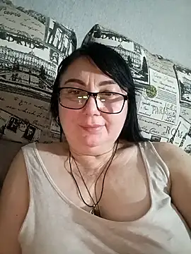 MariSwan222 online show from February 24, 2026, 9:35 pm