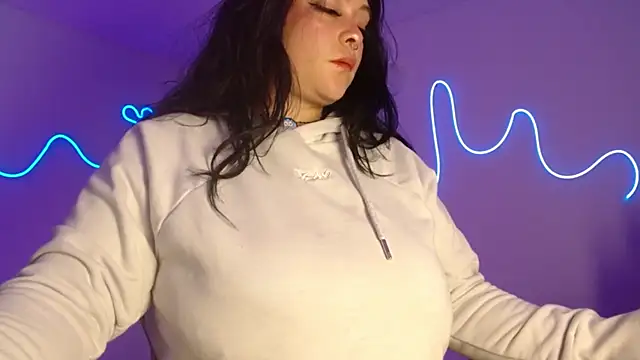 Snapshot of vaalentina_01 chatting on January 11, 2026, 1:10 am vaalentina 01 online show from January 11, 2026, 1:10 am