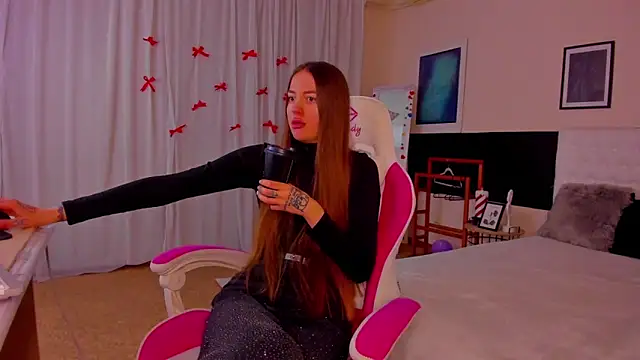 AdrianaCult online show from January 17, 2026, 6:40 am