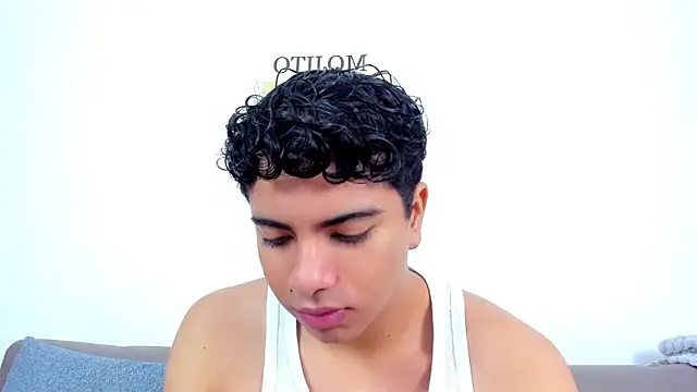 cherry blossom77 online show from December 22, 2025, 12:24 pm