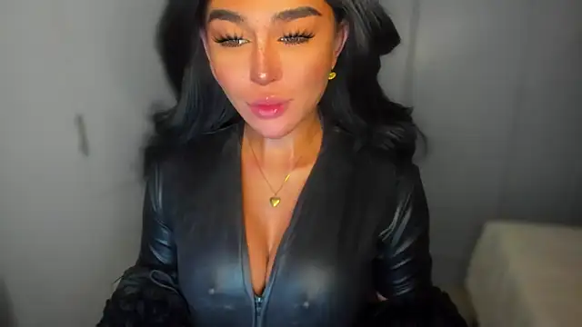Snapshot of mxshemale_ladyboy chatting on December 29, 2024, 6:38 pm mxshemale ladyboy online show from December 29, 2024, 6:38 pm