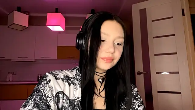 Snapshot of Jane_Calman chatting on December 17, 2025, 3:18 pm Jane Calman online show from December 17, 2025, 3:18 pm