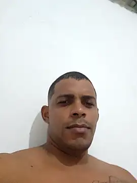 marreta240675 online show from March 3, 2026, 10:04 pm