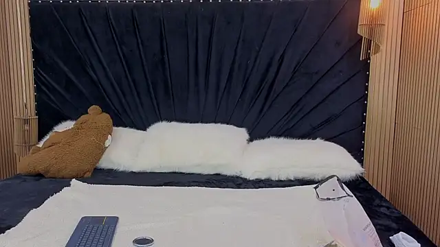 Megan-Horney- online show from April 20, 2026, 1:25 pm