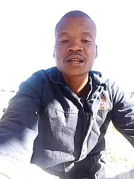 Snapshot of thabisozxz chatting on May 12, 2026, 7:38 am thabisozxz online show from May 12, 2026, 7:38 am