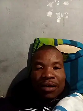 Snapshot of thabisozxz chatting on May 15, 2026, 4:52 am thabisozxz online show from May 15, 2026, 4:52 am