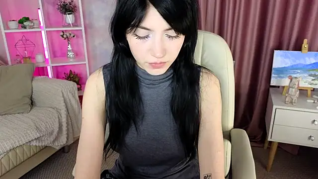 Mila Whelson online show from March 4, 2026, 9:21 pm