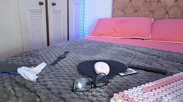 Valery  lovex online show from March 5, 2026, 8:43 am