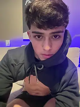 lian fooxx online show from April 7, 2026, 8:04 am