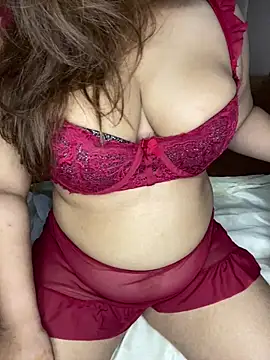 Snapshot of urbustymom chatting on March 28, 2026, 9:31 am urbustymom online show from March 28, 2026, 9:31 am