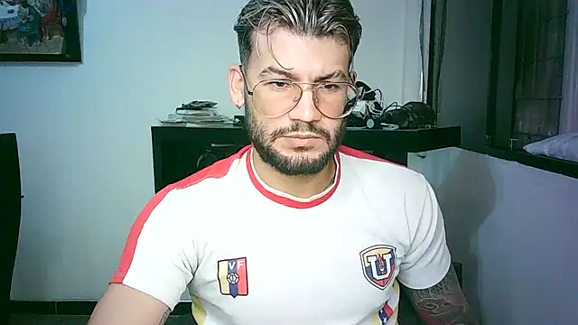 thedragonboyxxx online show from March 27, 2026, 3:34 am