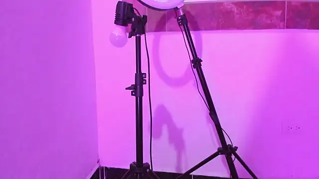 cirosky elchicopolla online show from March 20, 2026, 3:33 am