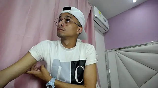 Ares funn online show from December 20, 2025, 12:12 pm