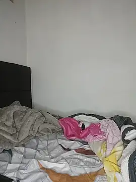 Aranzatits online show from February 17, 2026, 2:41 am