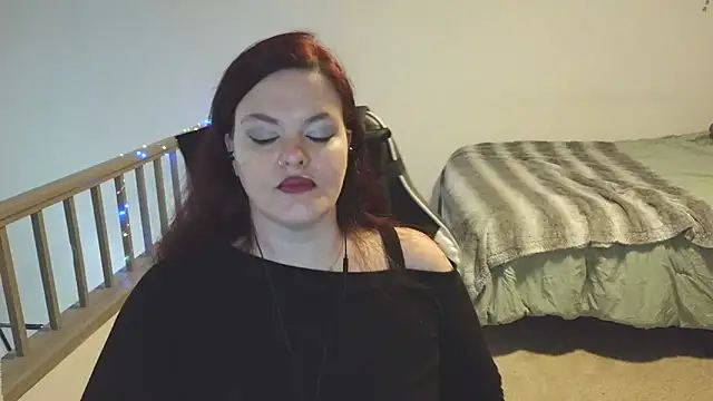 VixieVanderbilt online show from January 14, 2026, 5:29 pm