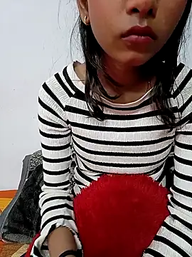 Mustardqueen62 online show from January 5, 2026, 7:39 pm