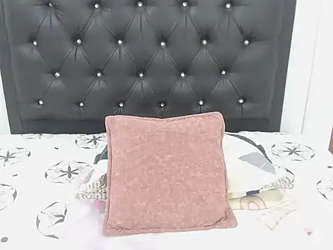 Queenbusty1 online show from January 10, 2026, 2:13 am