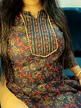 Snapshot of SSiya- chatting on May 16, 2026, 7:34 pm SSiya- online show from May 16, 2026, 7:34 pm