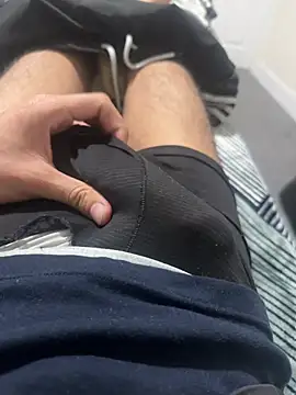 harshv11 online show from March 5, 2026, 7:43 pm