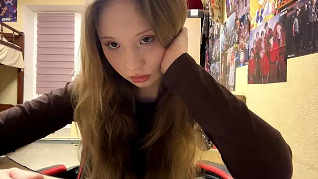 Snapshot of Princessofcashe chatting on February 14, 2026, 6:15 pm Princessofcashe online show from February 14, 2026, 6:15 pm