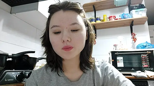 VelmaMaasch online show from February 4, 2026, 1:28 pm