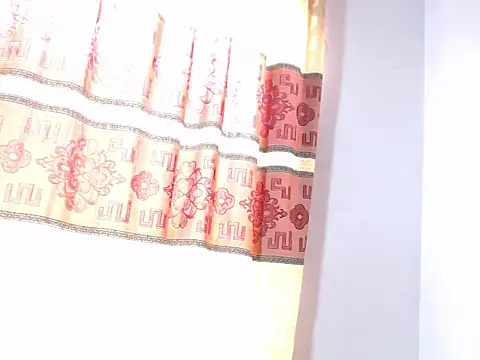 litte ebonyx online show from December 21, 2025, 7:21 pm