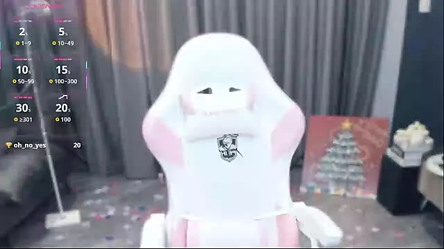 shuimitao520 online show from December 18, 2025, 11:05 am