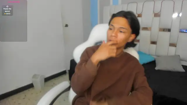 Snapshot of AndyKings_1 chatting on January 9, 2026, 4:04 am AndyKings 1 online show from January 9, 2026, 4:04 am