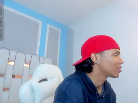 Snapshot of AndyKings_1 chatting on January 15, 2026, 4:06 am AndyKings 1 online show from January 15, 2026, 4:06 am