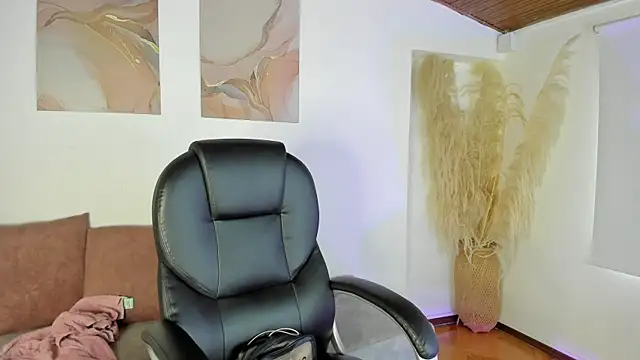 Snapshot of Amelie_Wine chatting on January 14, 2026, 3:39 pm Amelie Wine online show from January 14, 2026, 3:39 pm