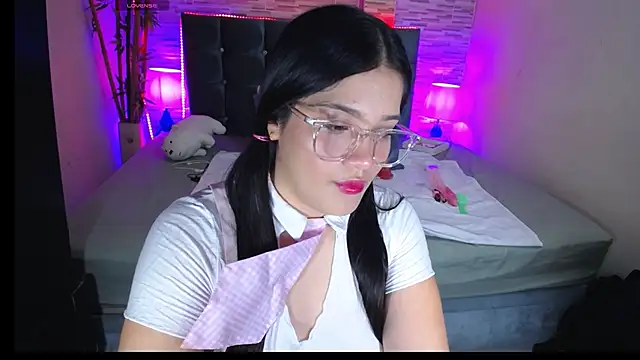 Valeri hot22 online show from April 18, 2026, 9:15 pm