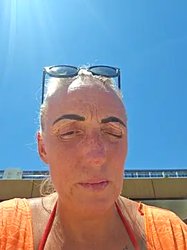 Snapshot of theblondecocklover chatting on June 30, 2026, 10:27 am theblondecocklover online show from June 30, 2026, 10:27 am