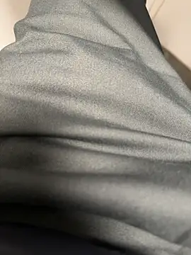 samxtnZ online show from December 17, 2025, 3:18 pm