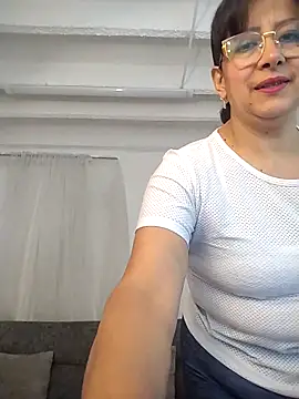 christy ant online show from February 25, 2026, 6:39 pm