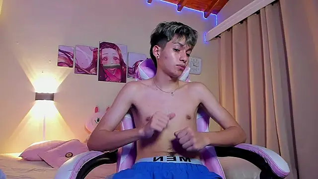 harry jonshon69 online show from May 1, 2026, 3:33 am