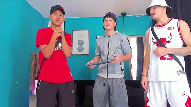 Snapshot of Oficial_KingOfHeavens chatting on January 7, 2026, 8:00 pm Oficial KingOfHeavens online show from January 7, 2026, 8:00 pm