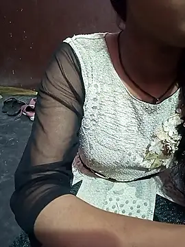 Snapshot of Tanya_mital12 chatting on January 11, 2026, 5:45 am Tanya mital12 online show from January 11, 2026, 5:45 am