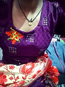 Snapshot of Tanya_mital12 chatting on January 14, 2026, 4:29 am Tanya mital12 online show from January 14, 2026, 4:29 am