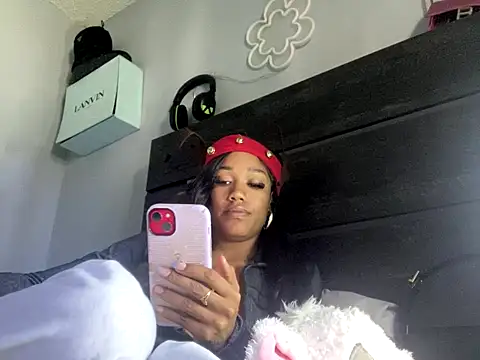 Ahlanacherae creamz online show from December 20, 2025, 8:05 pm