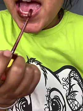 missmisha01 online show from March 25, 2026, 3:40 pm