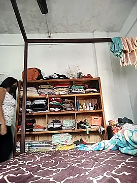 Snapshot of Anee_123 chatting on March 5, 2026, 5:03 am Anee 123 online show from March 5, 2026, 5:03 am