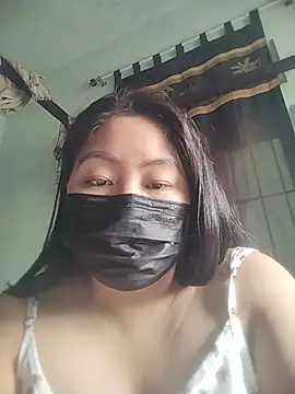 Snapshot of Anee_123 chatting on June 10, 2026, 12:44 am Anee 123 online show from June 10, 2026, 12:44 am