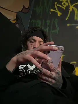 baby young online show from March 27, 2026, 7:02 pm