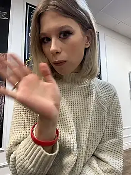 IvyBriggs online show from January 10, 2026, 5:26 pm