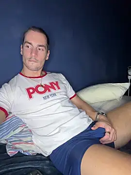 maximuss789 online show from April 18, 2026, 2:37 am