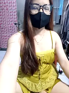 lanahotvn online show from April 24, 2026, 8:06 am